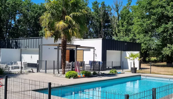 Réalisation d'un bardage par AbriteToit85 à Beaulieu-sous-la-Roche